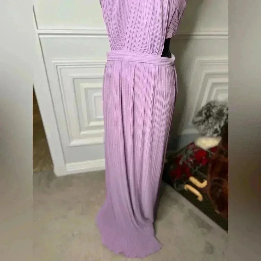 BNWT Crisscross Cut-Out pleated and lined long Gown - Picture 10 of 17